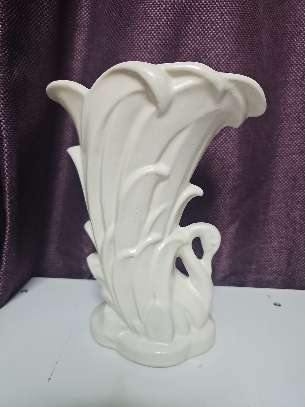 vintage McCoy mid-century ceramic swan vase Cream Color  9" High